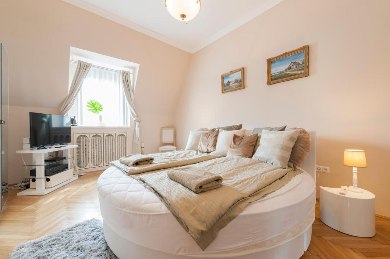 Opera & Basilica 2 Bedrooms With Balcony Budapeszt Zewnętrze zdjęcie